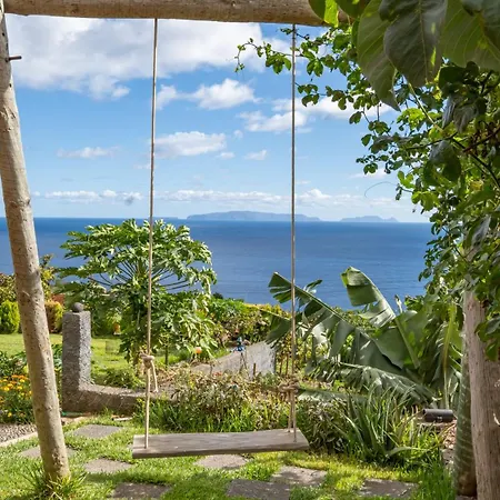 The Goat's Place Iii * 加乌拉